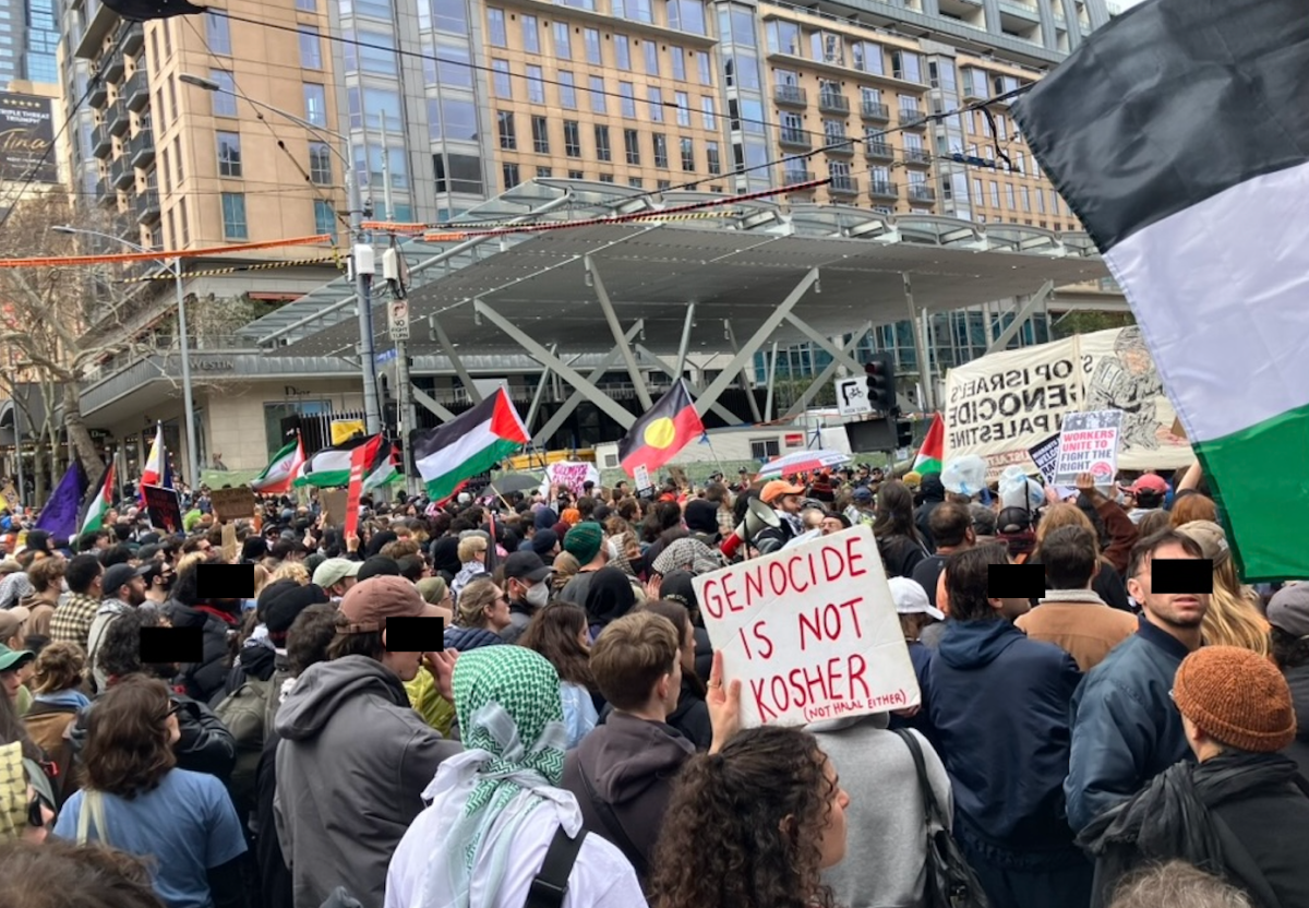 Counter protest at Anti-Immigration Rally, Swanston Street, Naarm (Melbourne, Australia)